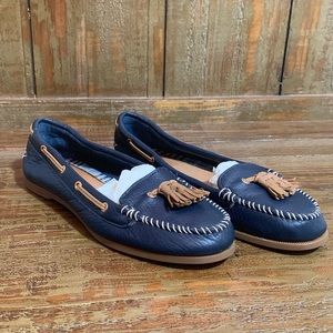 NWOT- Sperry Top-sider Eden Tassel Loafers Navy
